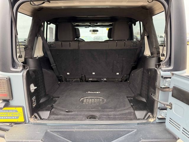 2015 Jeep Wrangler Unlimited Willys Wheeler