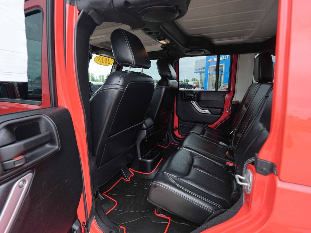 2013 Jeep Wrangler Unlimited Sahara