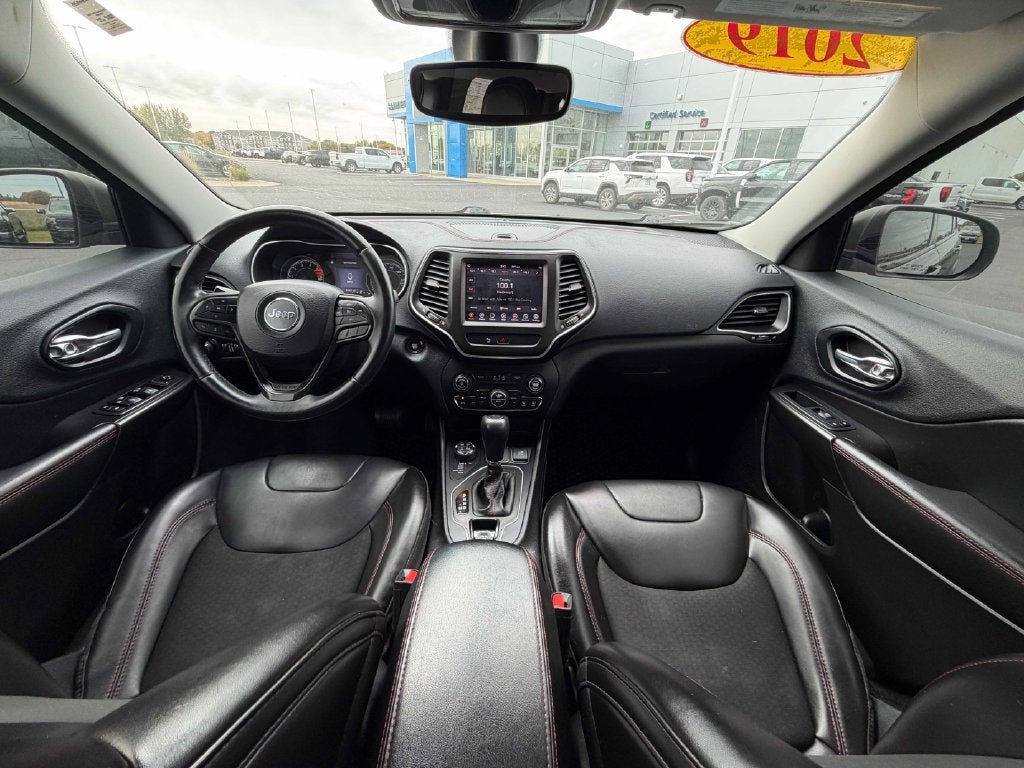 2019 Jeep Cherokee Trailhawk