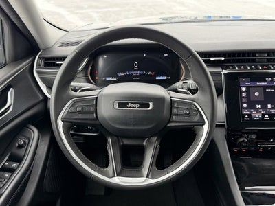 2023 Jeep Grand Cherokee L Laredo