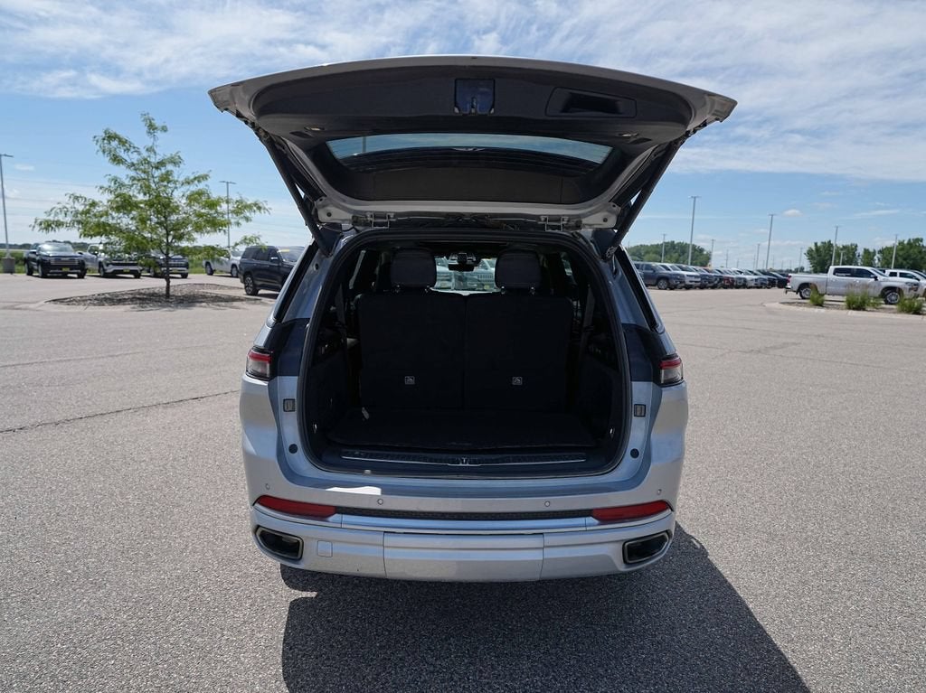 2023 Jeep Grand Cherokee L Summit Reserve