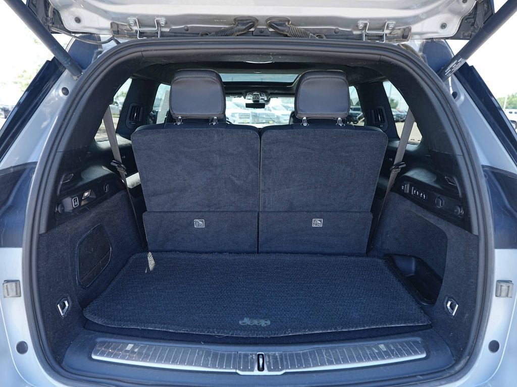 2023 Jeep Grand Cherokee L Summit Reserve