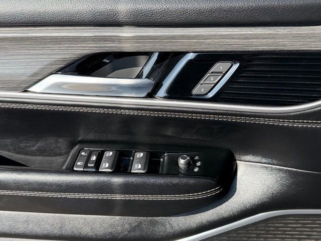 2023 Jeep Wagoneer L Series II