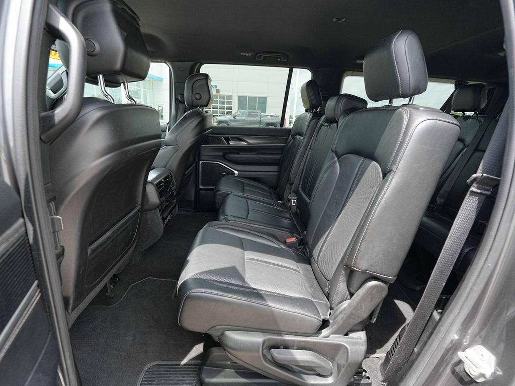 2024 Jeep Wagoneer L Series II