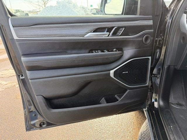 2024 Jeep Wagoneer L Series II