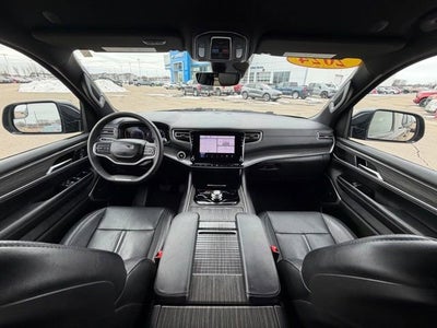 2024 Jeep Wagoneer L Series II