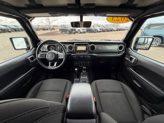 2023 Jeep Gladiator Overland