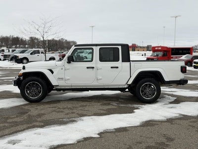 2023 Jeep Gladiator Overland