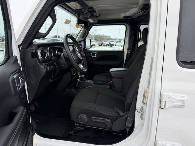 2023 Jeep Gladiator Overland