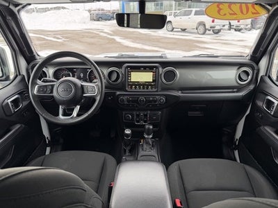 2023 Jeep Gladiator Overland