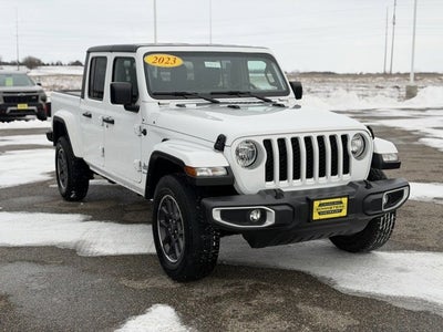 2023 Jeep Gladiator Overland