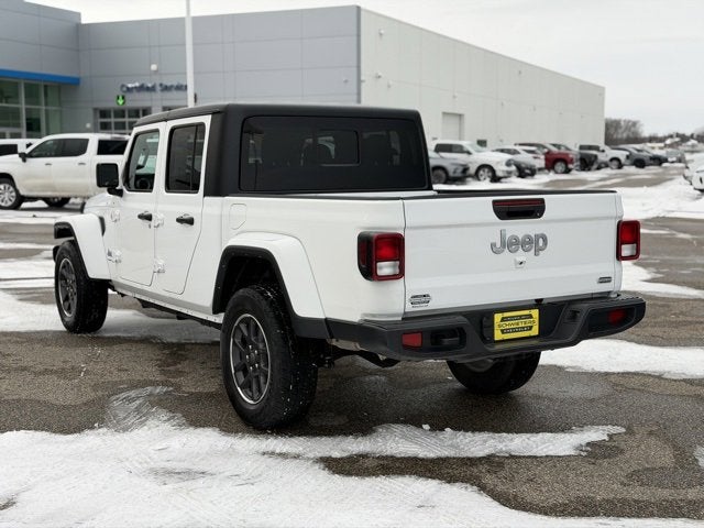 2023 Jeep Gladiator Overland