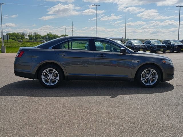 2019 Ford Taurus SE