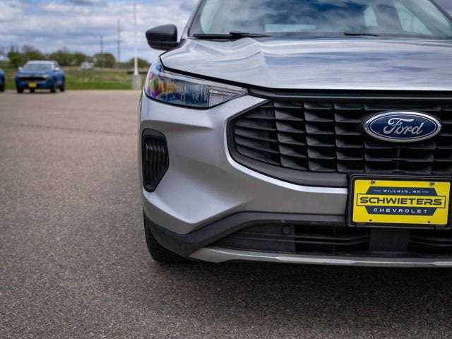 2023 Ford Escape Base