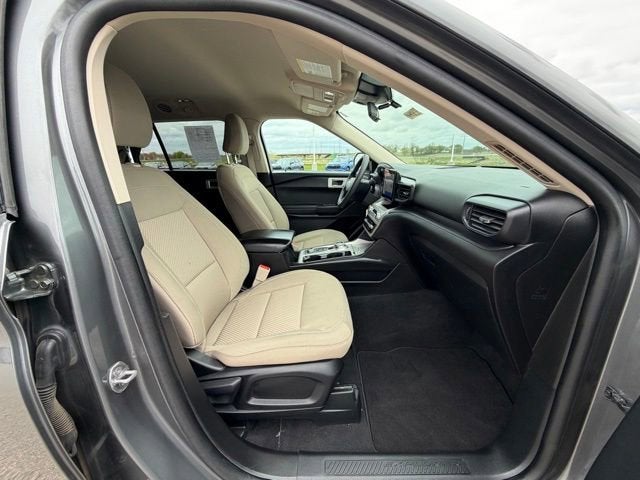 2023 Ford Explorer Base