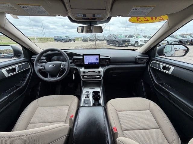 2023 Ford Explorer Base