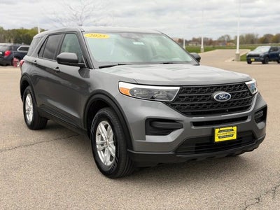 2023 Ford Explorer Base