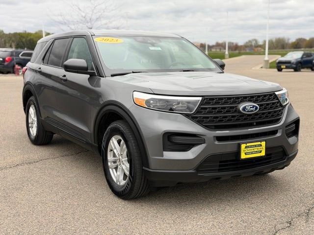 2023 Ford Explorer Base
