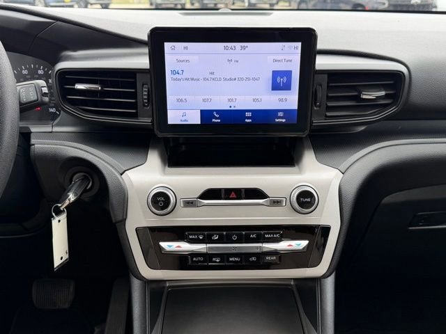 2023 Ford Explorer Base