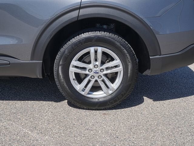 2023 Ford Explorer Base