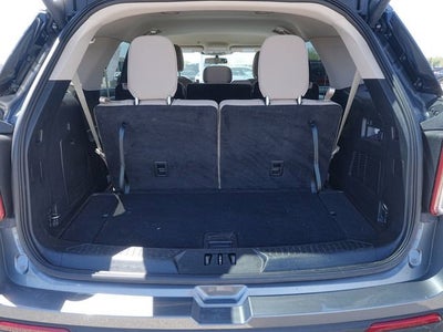 2023 Ford Explorer Base