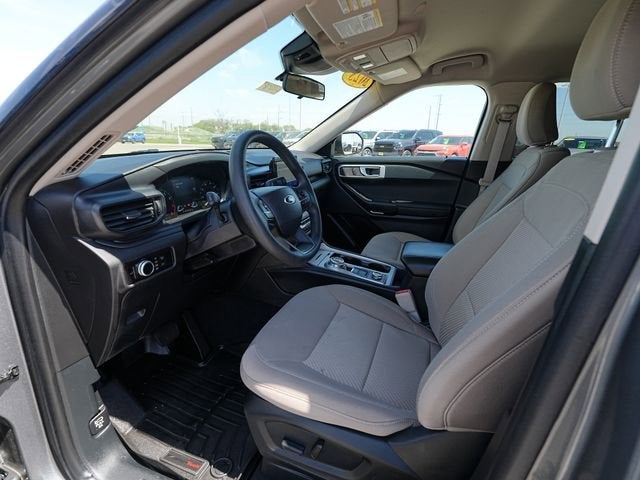 2023 Ford Explorer Base