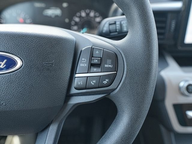 2023 Ford Explorer Base