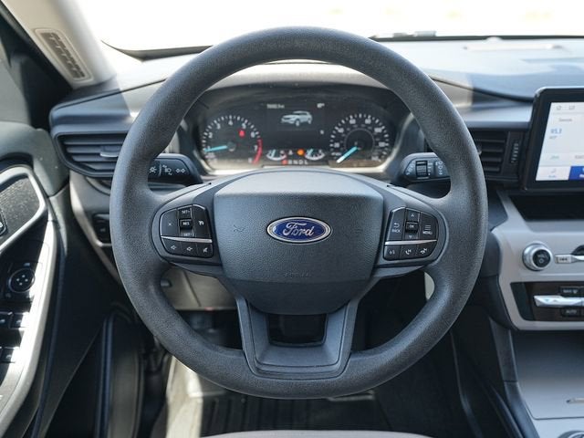 2023 Ford Explorer Base