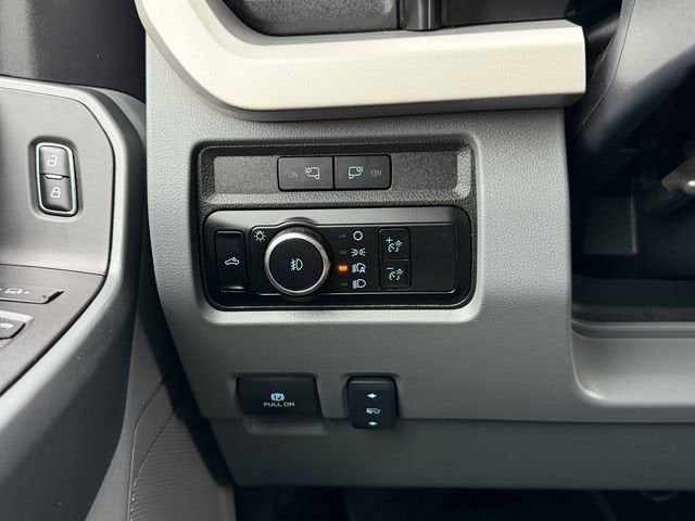 2024 Ford Super Duty F-350 SRW XL