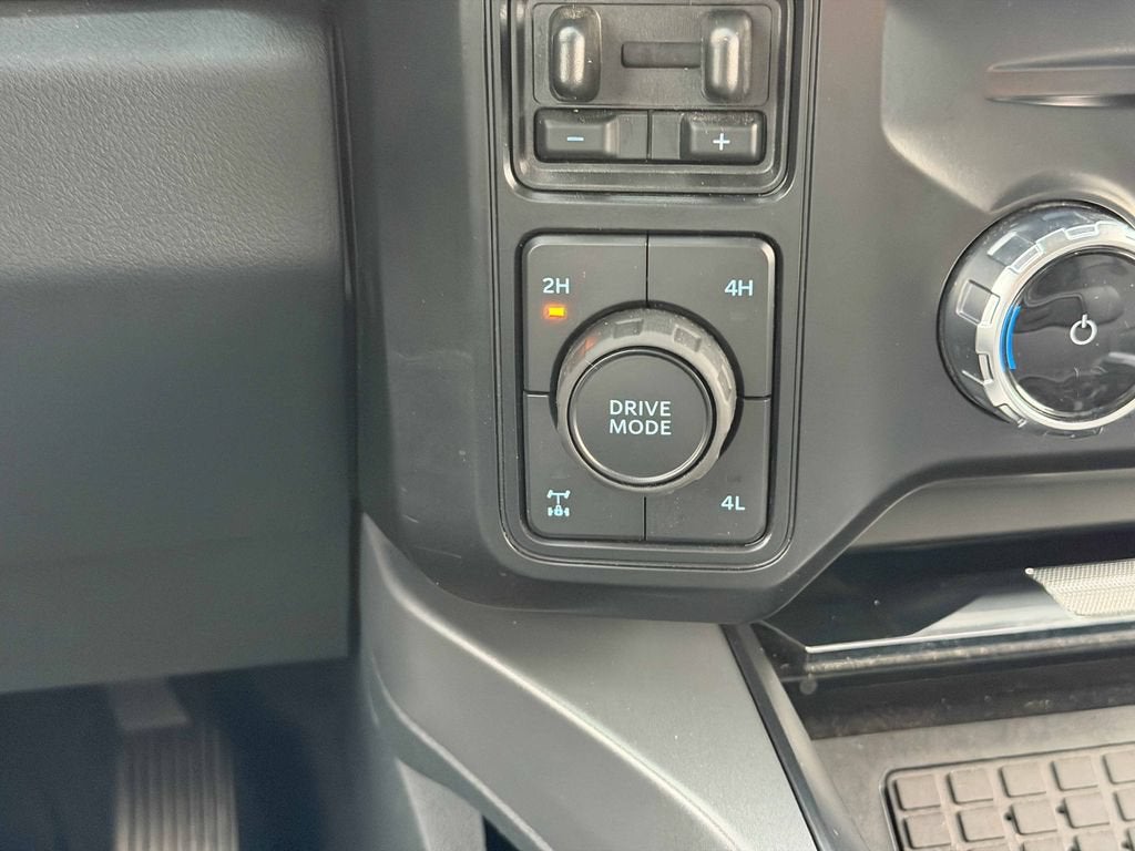 2024 Ford Super Duty F-350 SRW XL