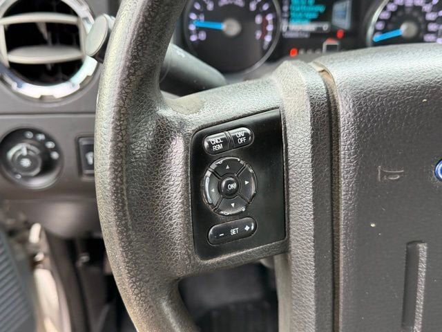 2016 Ford Super Duty F-350 SRW Lariat