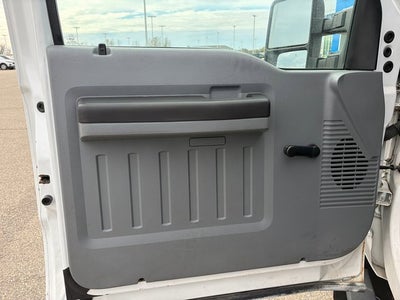 2014 Ford Super Duty F-350 SRW XL