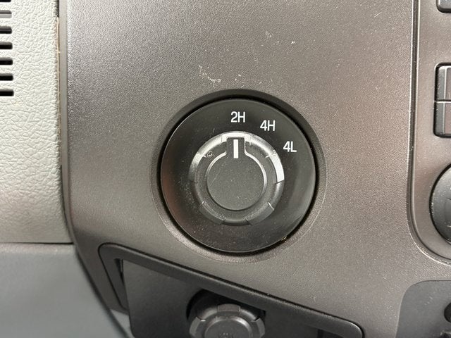 2014 Ford Super Duty F-350 SRW XL