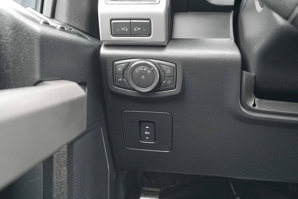 2015 Ford F-150 XLT w/HD Payload Pkg