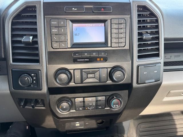 2022 Ford Super Duty F-350 SRW XL