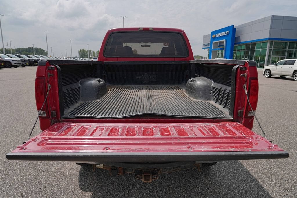 2005 Ford Super Duty F-350 SRW XLT