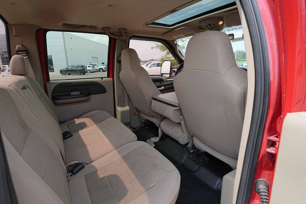 2005 Ford Super Duty F-350 SRW XLT