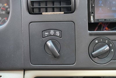 2005 Ford Super Duty F-350 SRW XLT