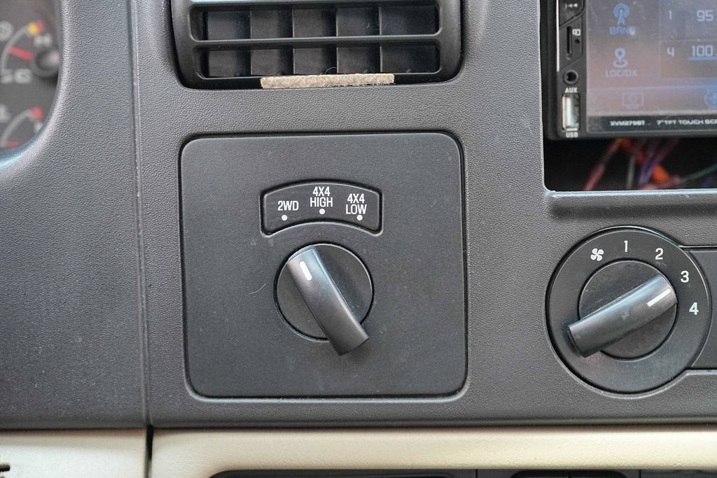 2005 Ford Super Duty F-350 SRW XLT