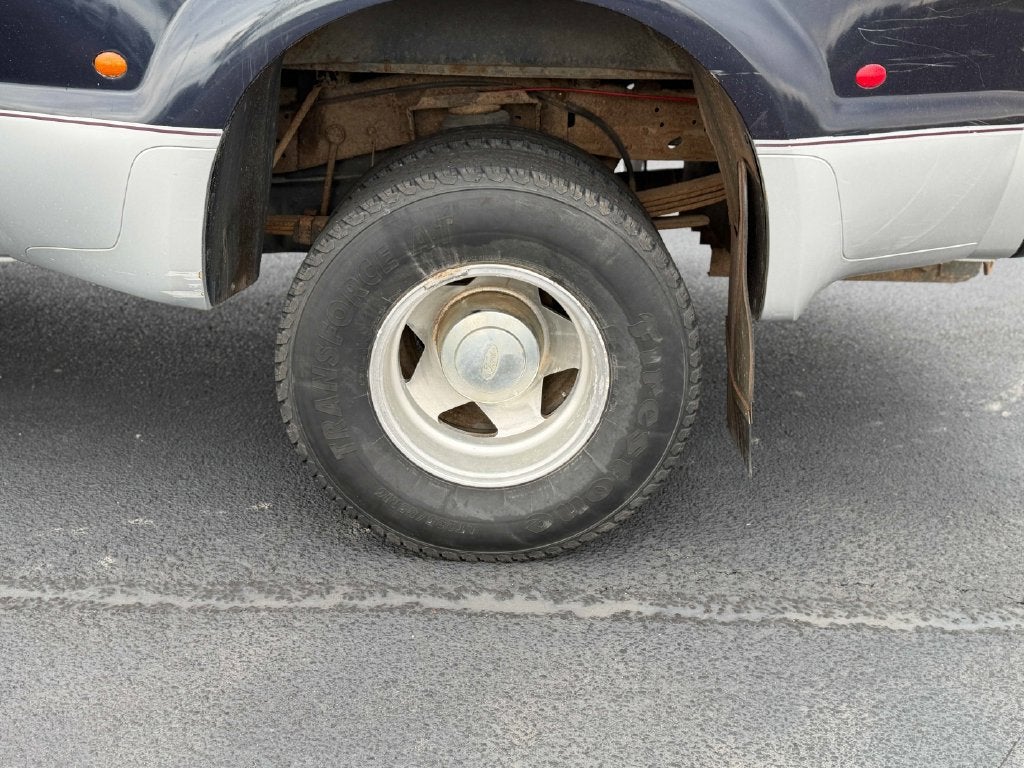 2000 Ford Super Duty F-350 DRW XLT