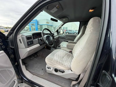 2000 Ford Super Duty F-350 DRW XLT