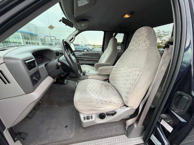 2000 Ford Super Duty F-350 DRW XLT