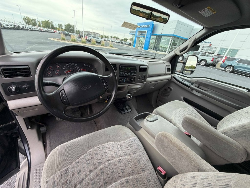 2000 Ford Super Duty F-350 DRW XLT