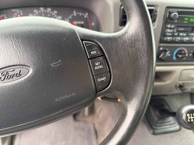 2000 Ford Super Duty F-350 DRW XLT