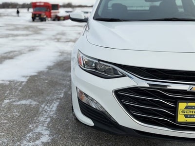 2024 Chevrolet Malibu 2LT