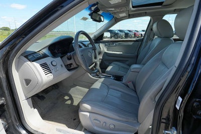 2011 Cadillac DTS Luxury Collection