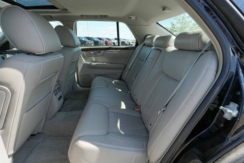 2011 Cadillac DTS Luxury Collection