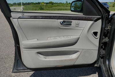 2011 Cadillac DTS Luxury Collection