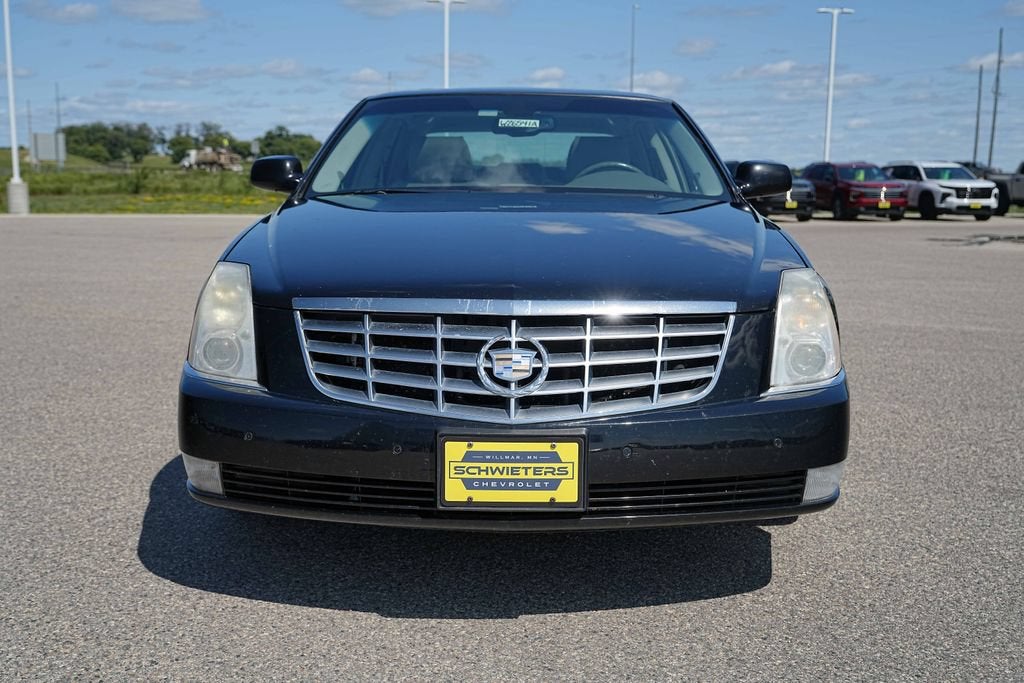 2011 Cadillac DTS Luxury Collection