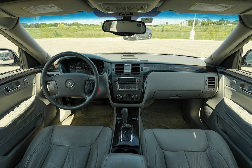 2011 Cadillac DTS Luxury Collection
